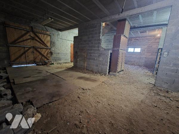 Pavillon de plain-pied sur sous-sol, à rénover à ECROUVES