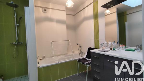 Location appartement 4 pièces 105 m² Saint-Gilles-Croix-de-Vie