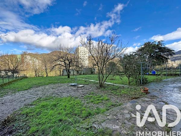 Maison à vendre 5 pièces 122 m² Saint-Affrique