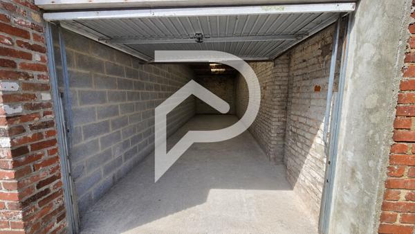 Parking / box 68 m2