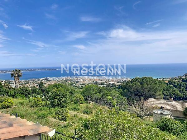 Terrain 1000m² - MAISON 220m2 - VUE MER PANORAMIQUE 360 °-CONSTRUCTIBLE