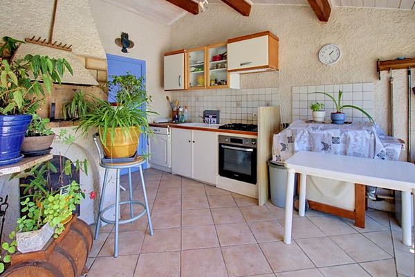 A VENDRE EN EXCLUSIVITE ! Maison Vidauban - 80 m2 - piscine - dépendance - quartier calme