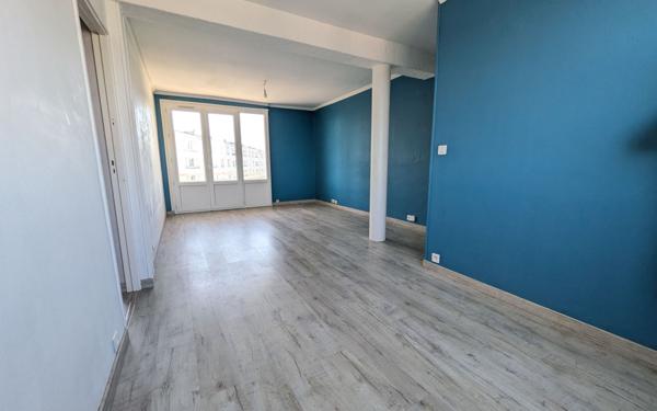 Appartement à vendre    4 pièces • 65,95 m2 Saint-Quentin