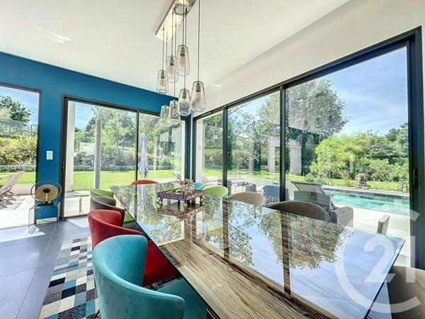 Maison à vendre  4 pièces - 238 m2 CORBARIEU - 82