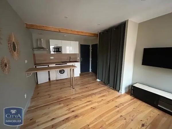 Appartement à louer 2 pièces 28.19m² Pamiers (09100)