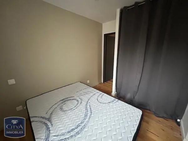 Appartement à louer 2 pièces 28.19m² Pamiers (09100)
