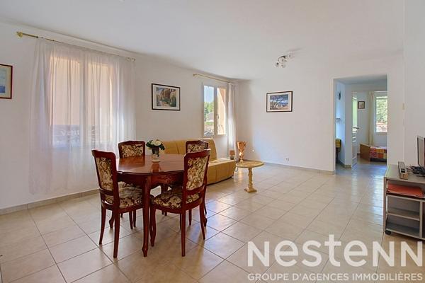 A VENDRE ! LORGUES ! Spacieux T4 de 78 m² en Rez-de-Jardin avec Terrasse Privative