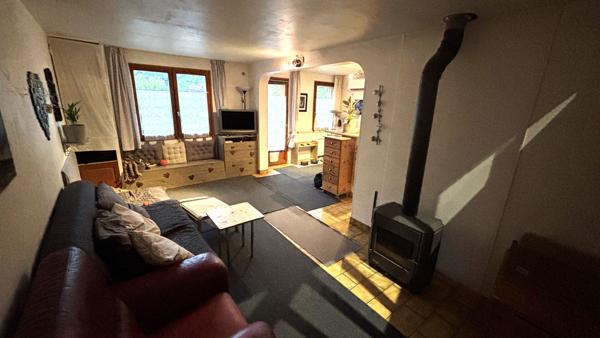 Mieux qu'un appartement, une maison de village à COGNIN