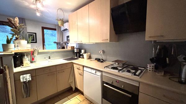 Mieux qu'un appartement, une maison de village à COGNIN