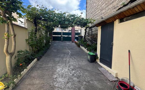 Maison à vendre    6 pièces • 115 m2 Saint-Denis