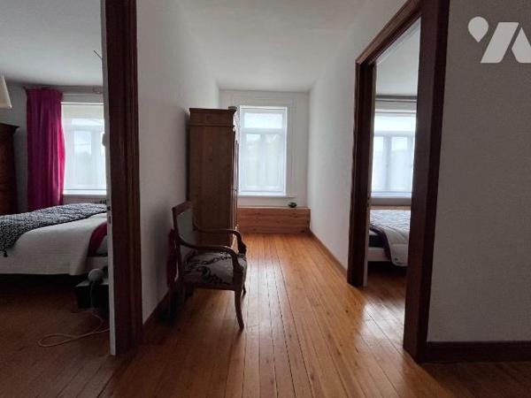 A deux pas de la gare / du centre ville, très jolie maison de famille, de style bourgeoise, d'e...