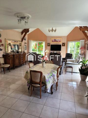 Vous rêvez d’habiter au cœur d'un environnement paisible et verdoyant, tout en étant à quelques minutes seulement des commodités des centres-villes !