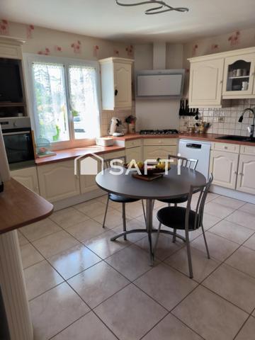 Vous rêvez d’habiter au cœur d'un environnement paisible et verdoyant, tout en étant à quelques minutes seulement des commodités des centres-villes !