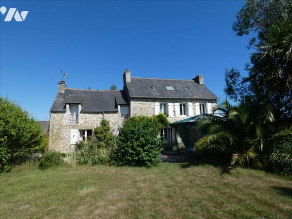 Maison en pierre PLOUBALAY