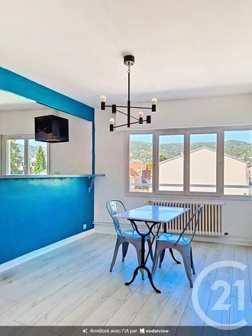 Appartement F2 à vendre  2 pièces - 46,90 m 2   RIOM  - 63