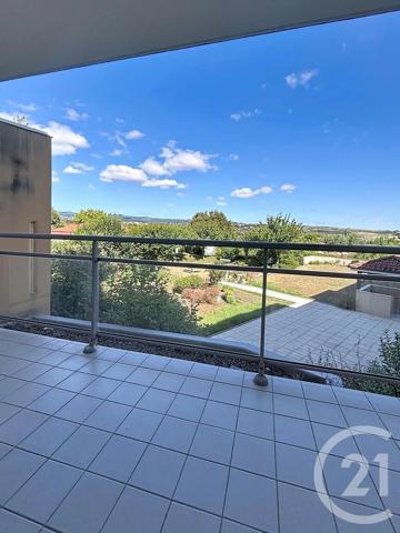 Appartement F2 à vendre  2 pièces - 46,90 m 2   RIOM  - 63
