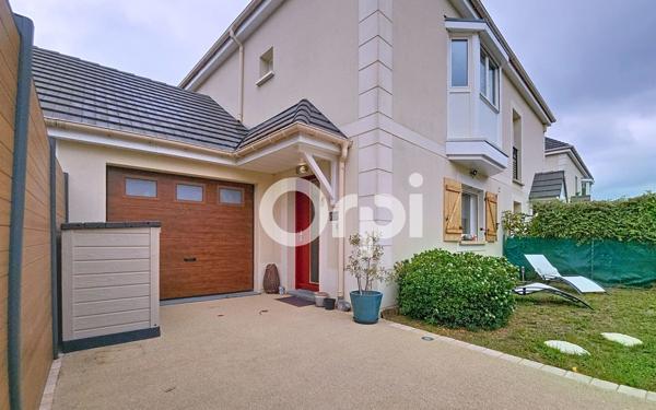 Maison à vendre    4 pièces •  Lisses