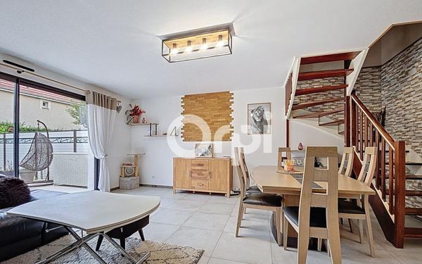 Maison à vendre    4 pièces •  Lisses