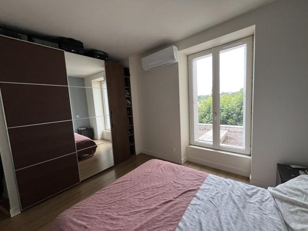 Maison à louer 1 200 € CC Angoulême 3 p 81 m² DPE C