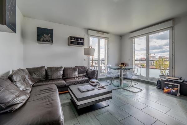 Asnières-sur-Seine (92600) Asnières-sur-Seine : DUPLEX DERNIER ETAGE AVEC TERRASSE sans vis-à-vis, plein sud, trois chambres.