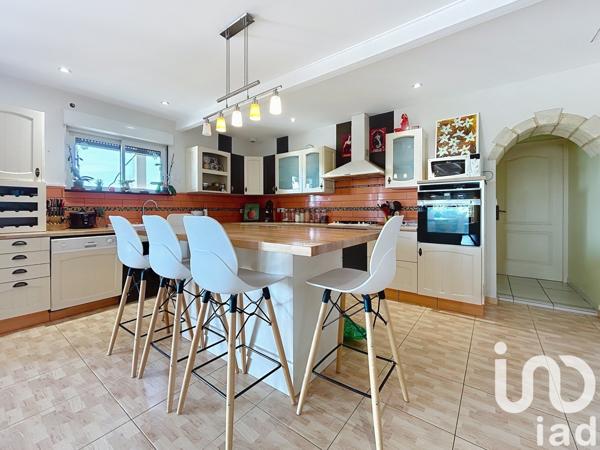 Maison à vendre 5 pièces 155 m² Saint-Saturnin