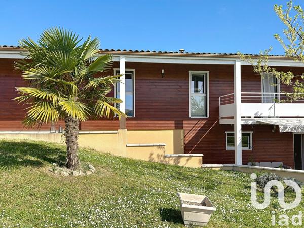 Maison à vendre 5 pièces 155 m² Saint-Saturnin