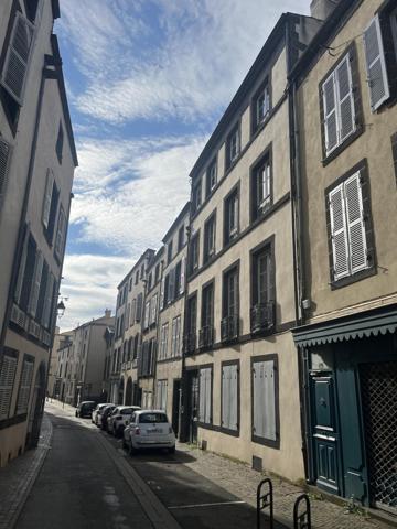 T3 de caractère au calme, 3/3 dernier étage – Possibilité d'un garage vouté privatif