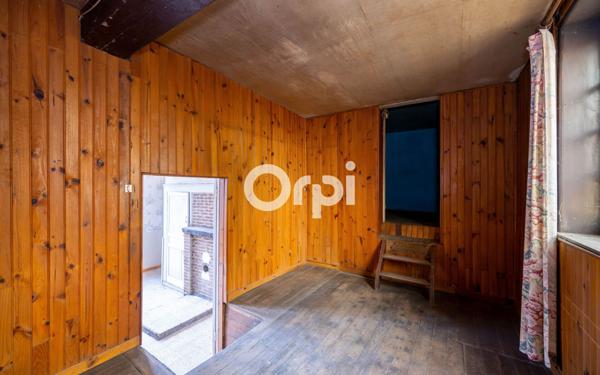 Maison à vendre    2 pièces •  Vieux-Berquin