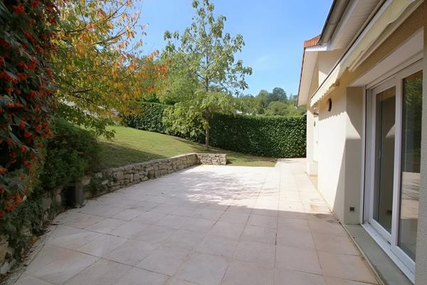 EXCLUSIVITE CHAMALIERES , belle villa avec loctaire en place