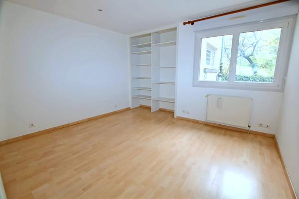 EXCLUSIVITE CHAMALIERES , belle villa avec loctaire en place