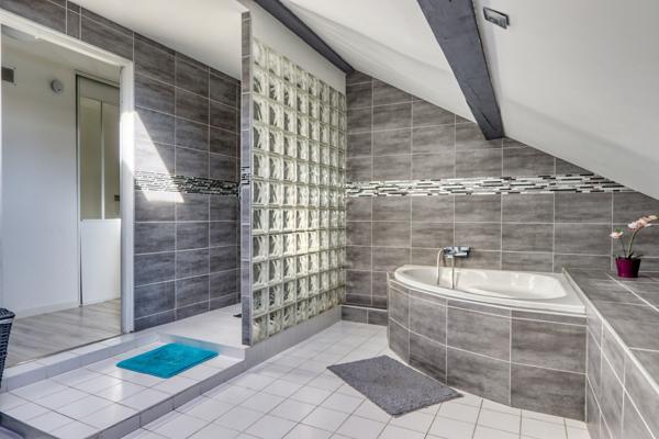 Appartement 7 pièces - 170 m² Exclusivité efficity