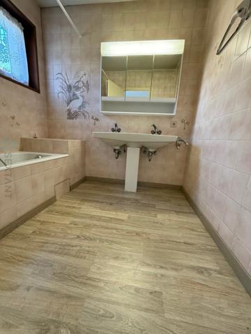 Villa 5 pièces 185 m² Saint-Genis-Pouilly