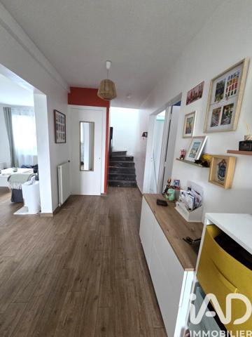 Maison à vendre 8 pièces 165 m² Saint-Pierre-du-Mont