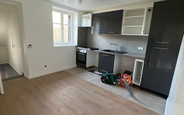 Appartement à louer    2 pièces •  Survilliers