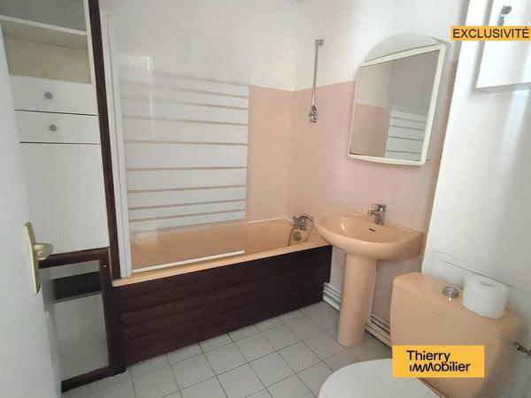 Appartement 2 pièces                                        - 44000 Nantes - Saint-Clément - Jardin des plantes Réf : 127647