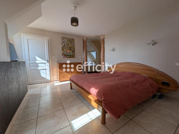 Maison 10 pièces - 240 m²