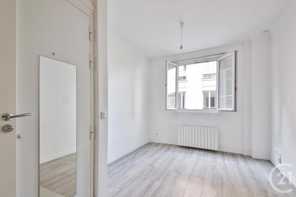 Appartement T1 à vendre  1 pièce - 18,80 m2 PARIS - 75014