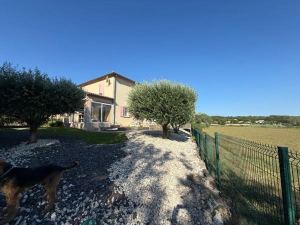 Maison indépendante, entièrement climatisée, avec jardin sans vis-à-vis à Saint-Paul-Trois-Châteaux(26)