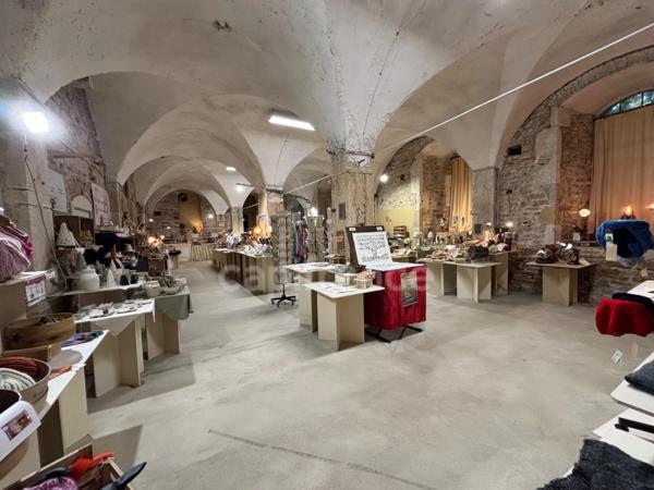 Maisons à vendre 16 pièces CORMATIN (71)