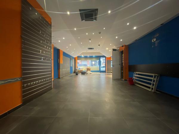 Lille (59000) À LOUER – LOCAL COMMERCIAL 90 m² – LILLE CENTRE