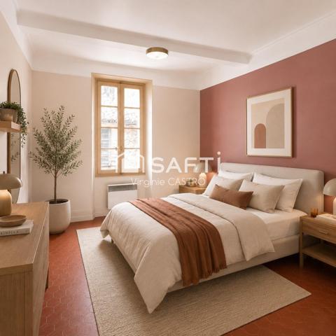 AUTHENTIQUE BATISSE EN PIERRE A RENOVER - 5/6 PIECES avec COMBLES + 2 GARAGES