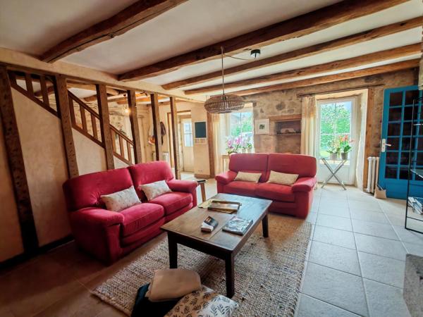 Maison de charme pour les amoureux des pierres