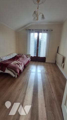 Sur la commune de LIVRY-GARGAN (Seine-Saint-Denis) Maison de 5PP et sous-sol aménagé