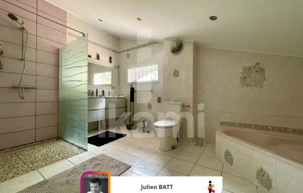Maison de 220 m²