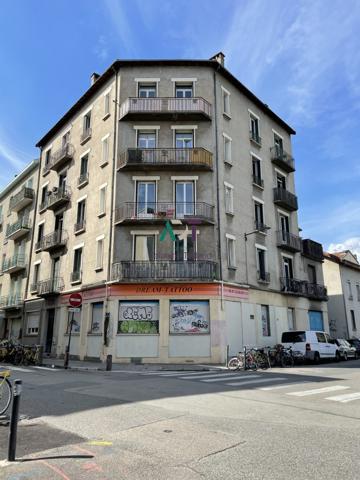 IMMEUBLE – FORTE RENTABILITÉ –28 rue EMILE ZOLA