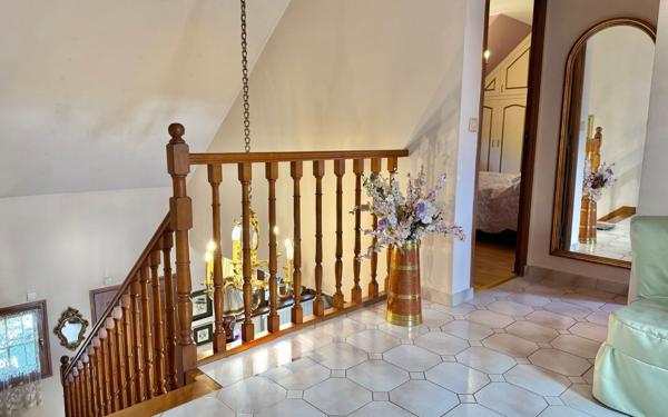 Maison à vendre    7 pièces • 148 m2 Ballainvilliers