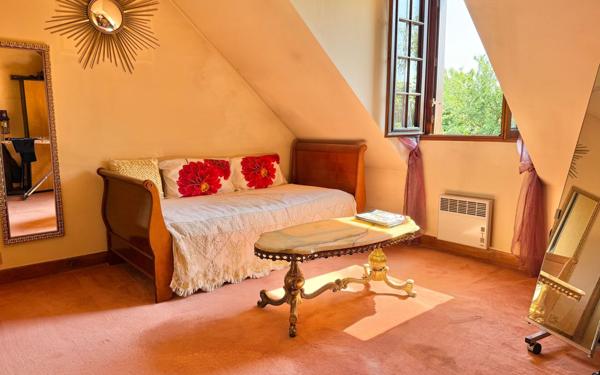 Maison à vendre    7 pièces • 148 m2 Ballainvilliers