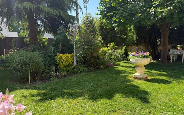 Maison à vendre    7 pièces • 148 m2 Ballainvilliers