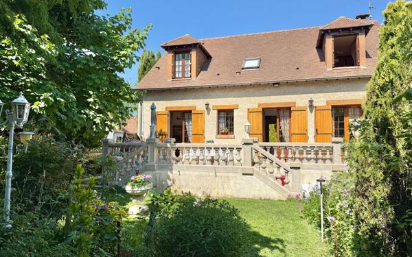 Maison à vendre    7 pièces • 148 m2 Ballainvilliers