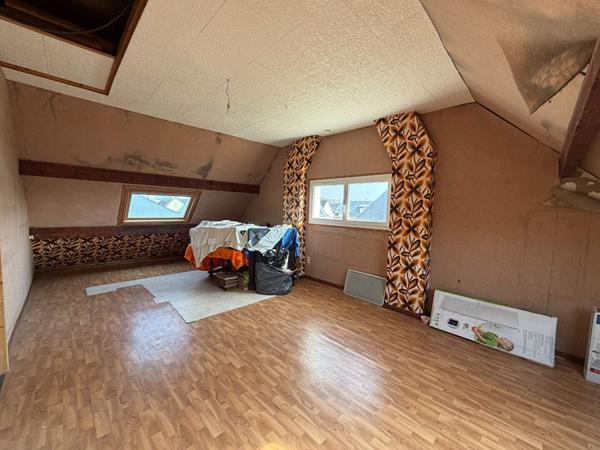 Maison familiale - 6 chambres idéalement située à Sablé sur Sarthe